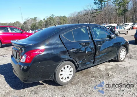 2015 Nissan Versa 1.6 S+ z USA, uszkodzony, nr VIN 3N1CN7AP7FL931404